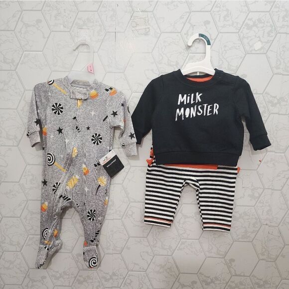 Nwt Boy's Halloween Clothes Bundle,  Size 0-3 months - Picture 1 of 5